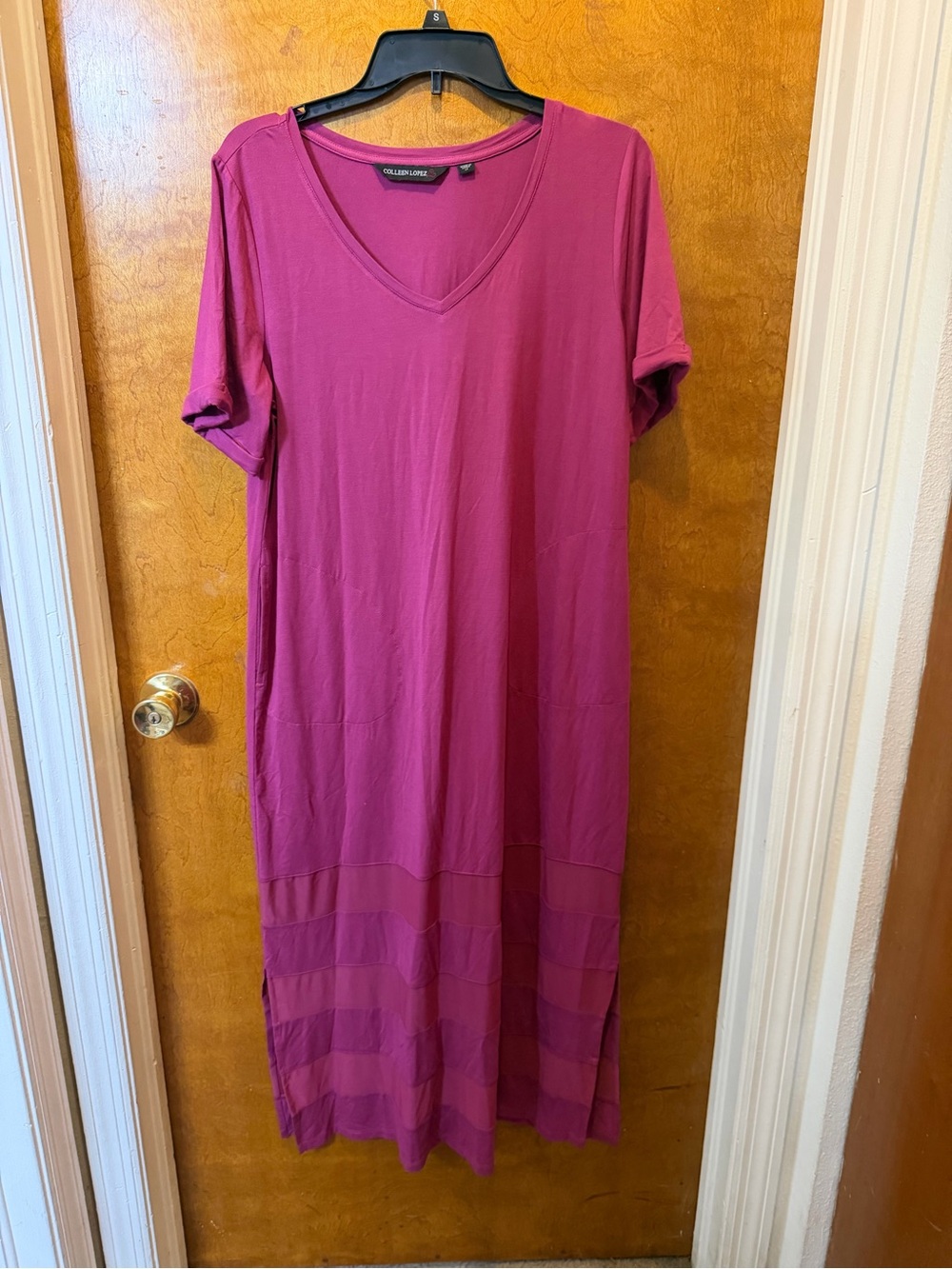 Colleen Lopez purple solid V-neck short sleeve long T-shirt dress pockets size L